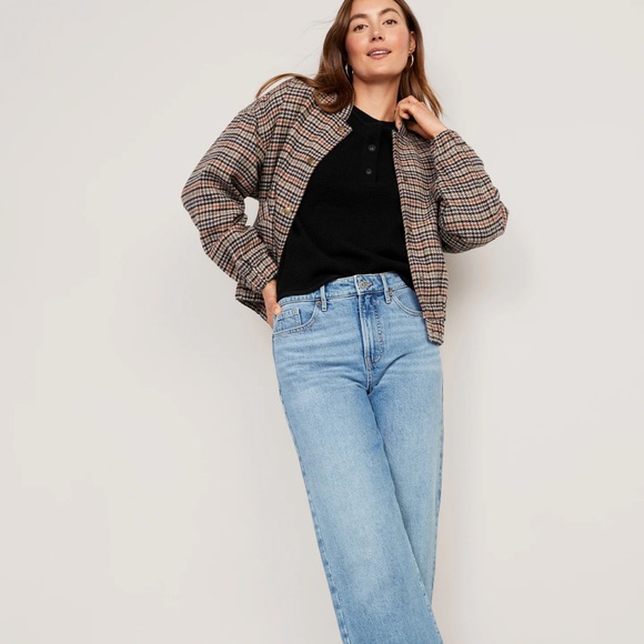 NWT OLD NAVY Plush Waffle-Knit Henley Top Color: Black Jack - Picture 4 of 5